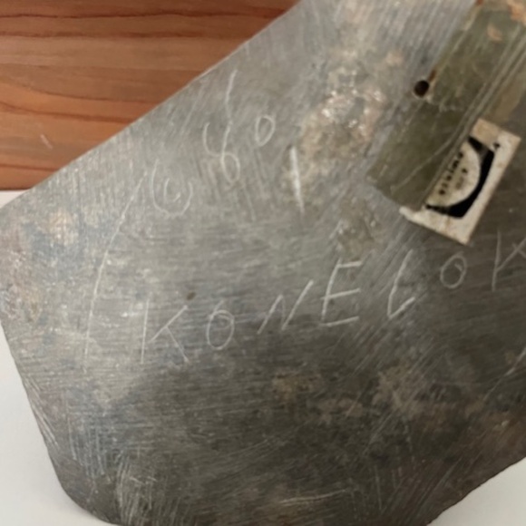 Hand Carved Soapstone Bird Figurine-Inuit - Picture 4 of 4